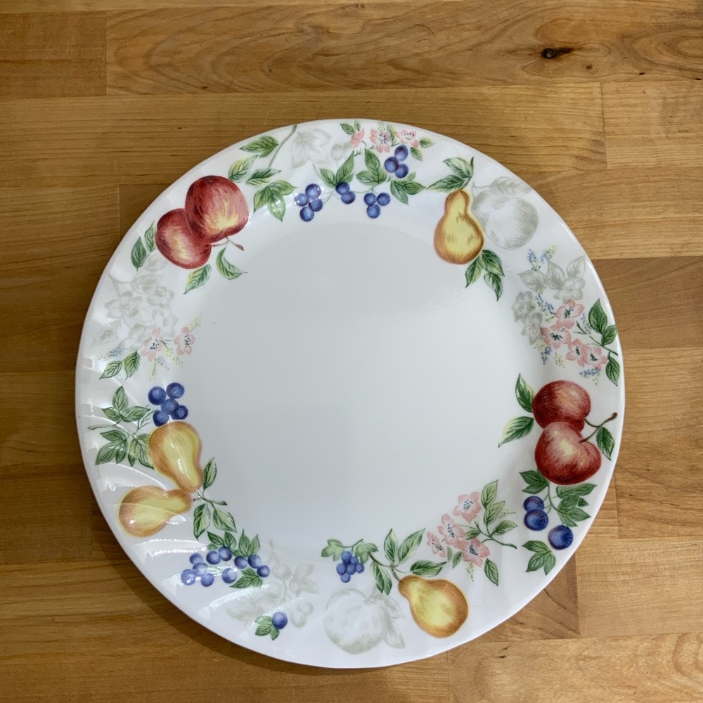 Corelle Chutney Fruit Luncheon Plate Retired